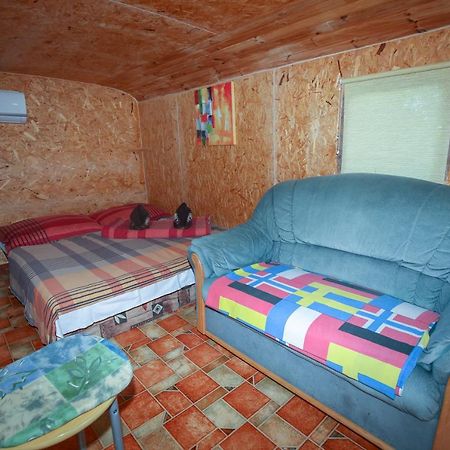 Karavan Sturovo Exterior photo